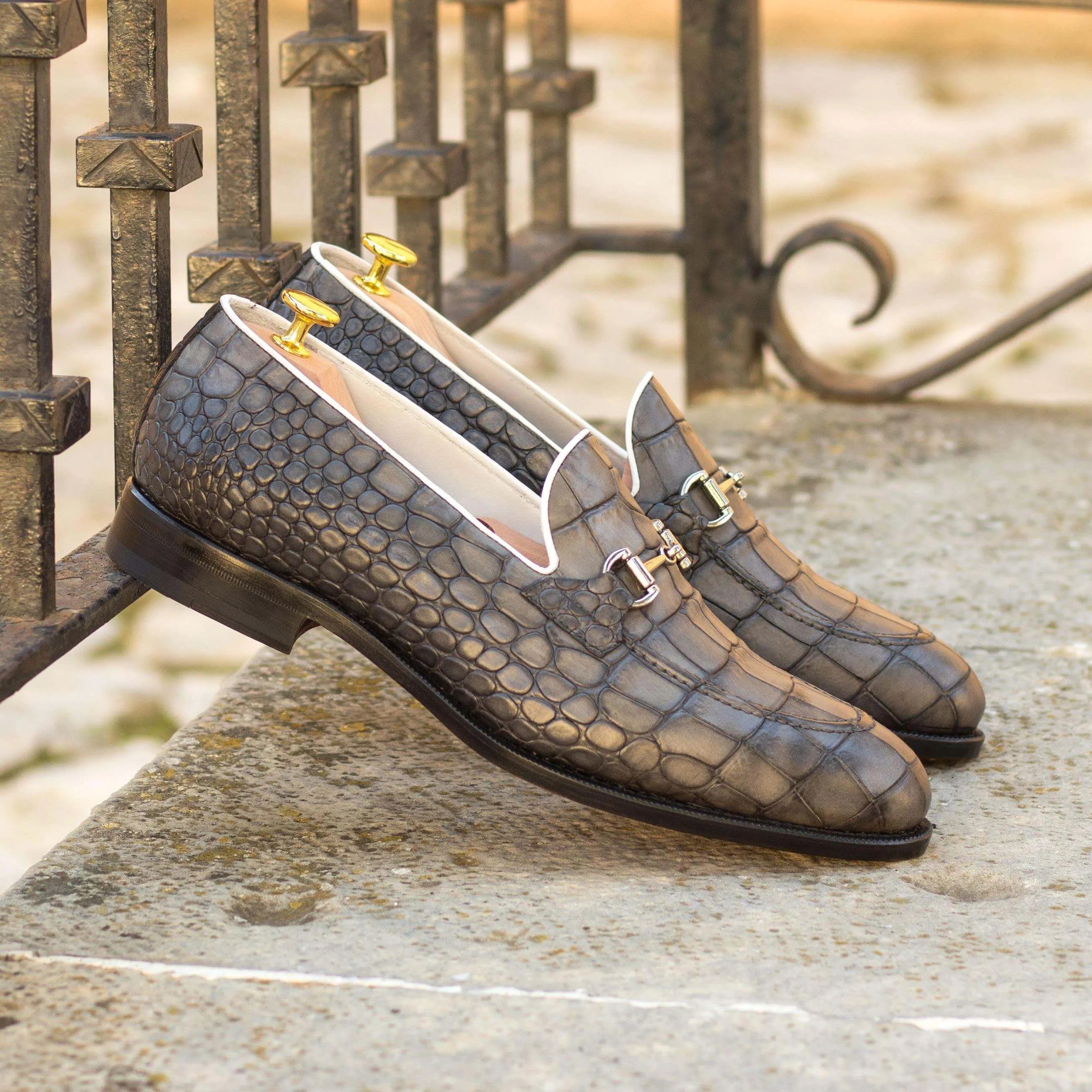 Gray painted croco Boris Loafers II with rounded toe