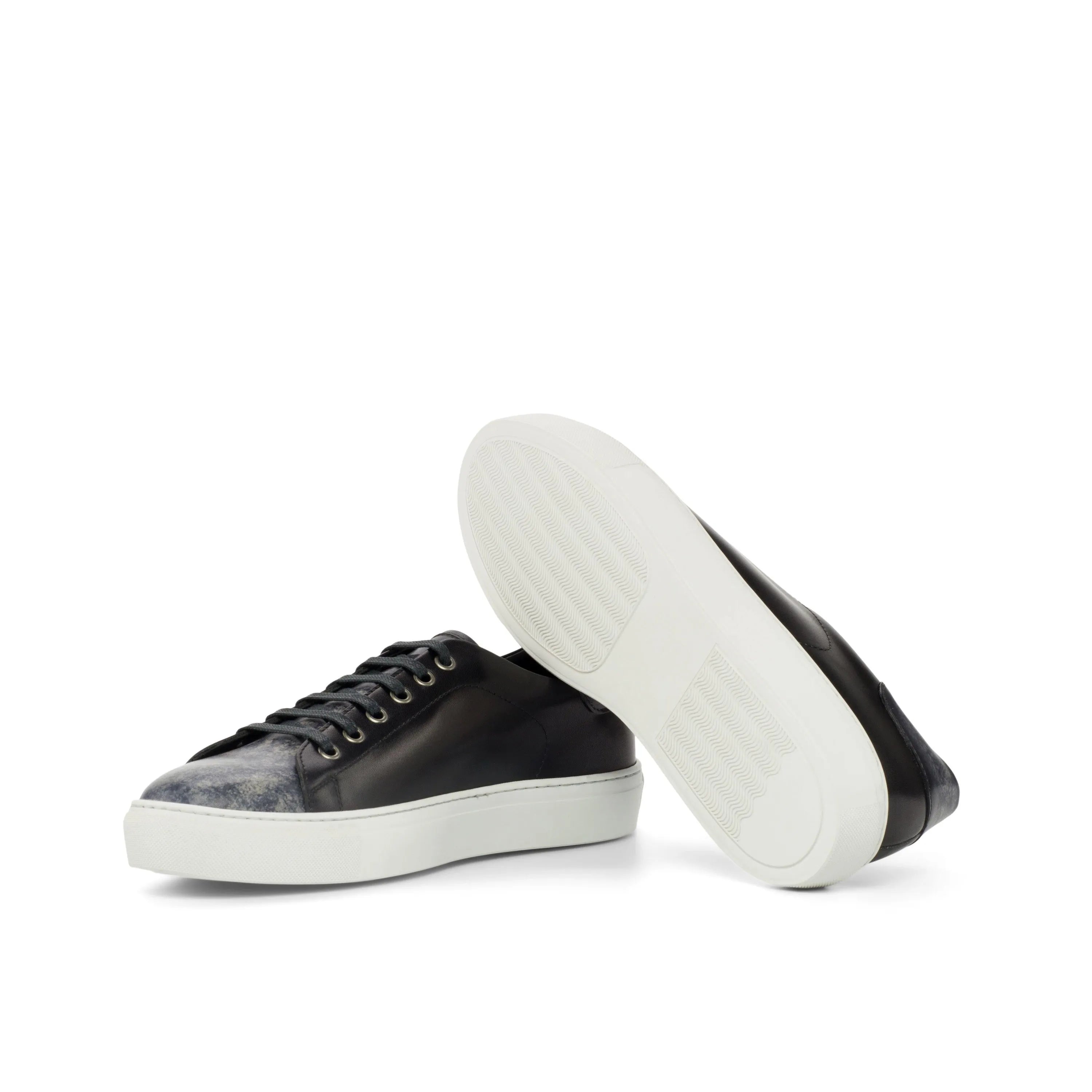 DTT3 trainer patina sneakers II in black leather with cupsole trainer design