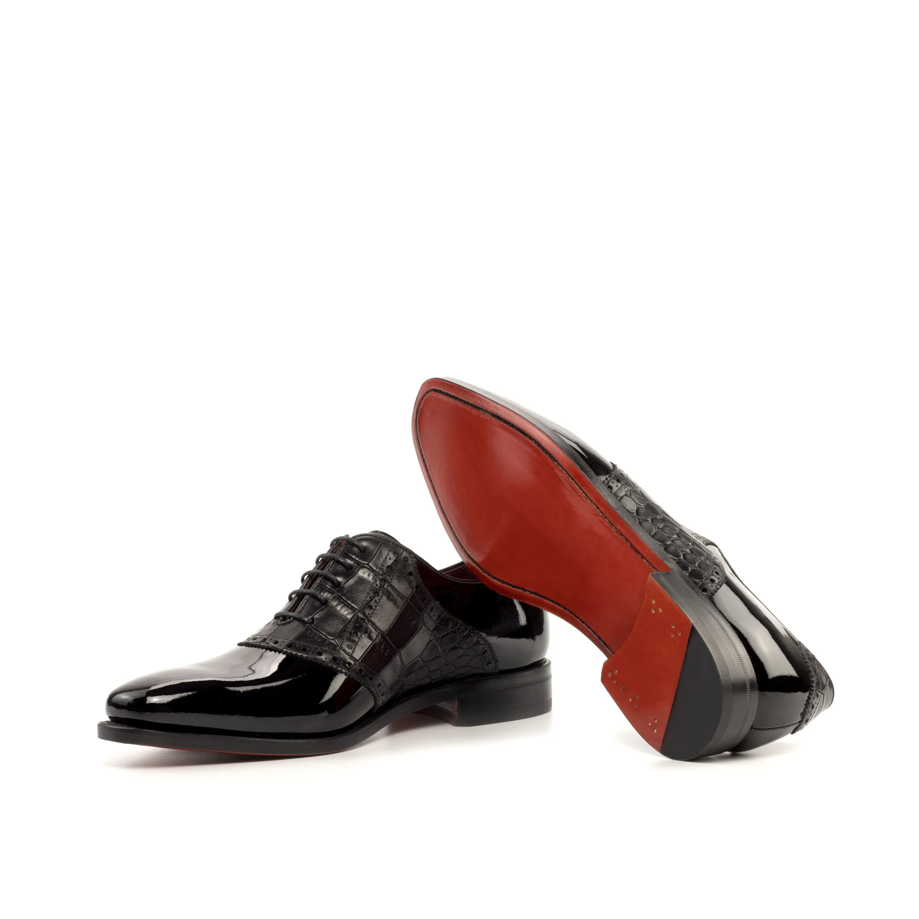 Sorgino Saddle Shoes II with black leather and red soles