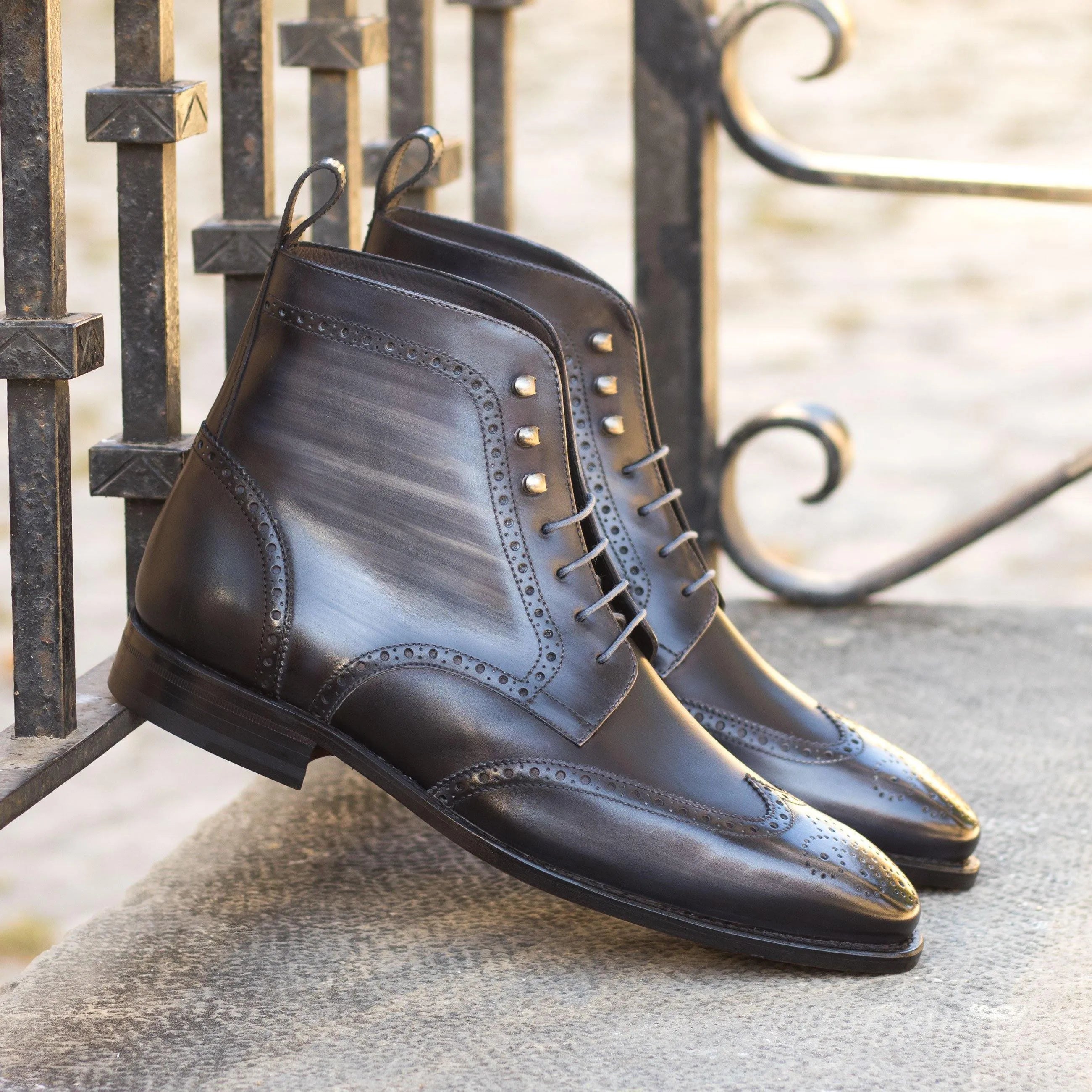 Zdan military brogue patina boots in gray leather wingtip design