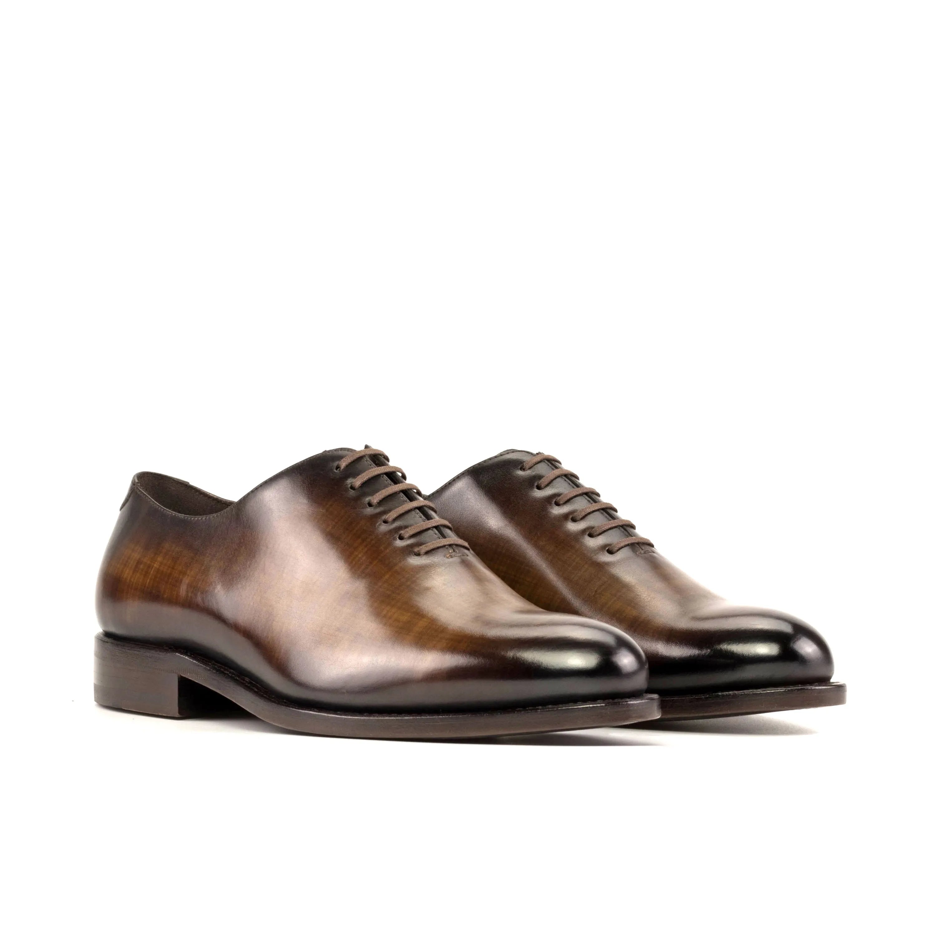 Pair of brown leather whole cut patina shoes 5907 back view