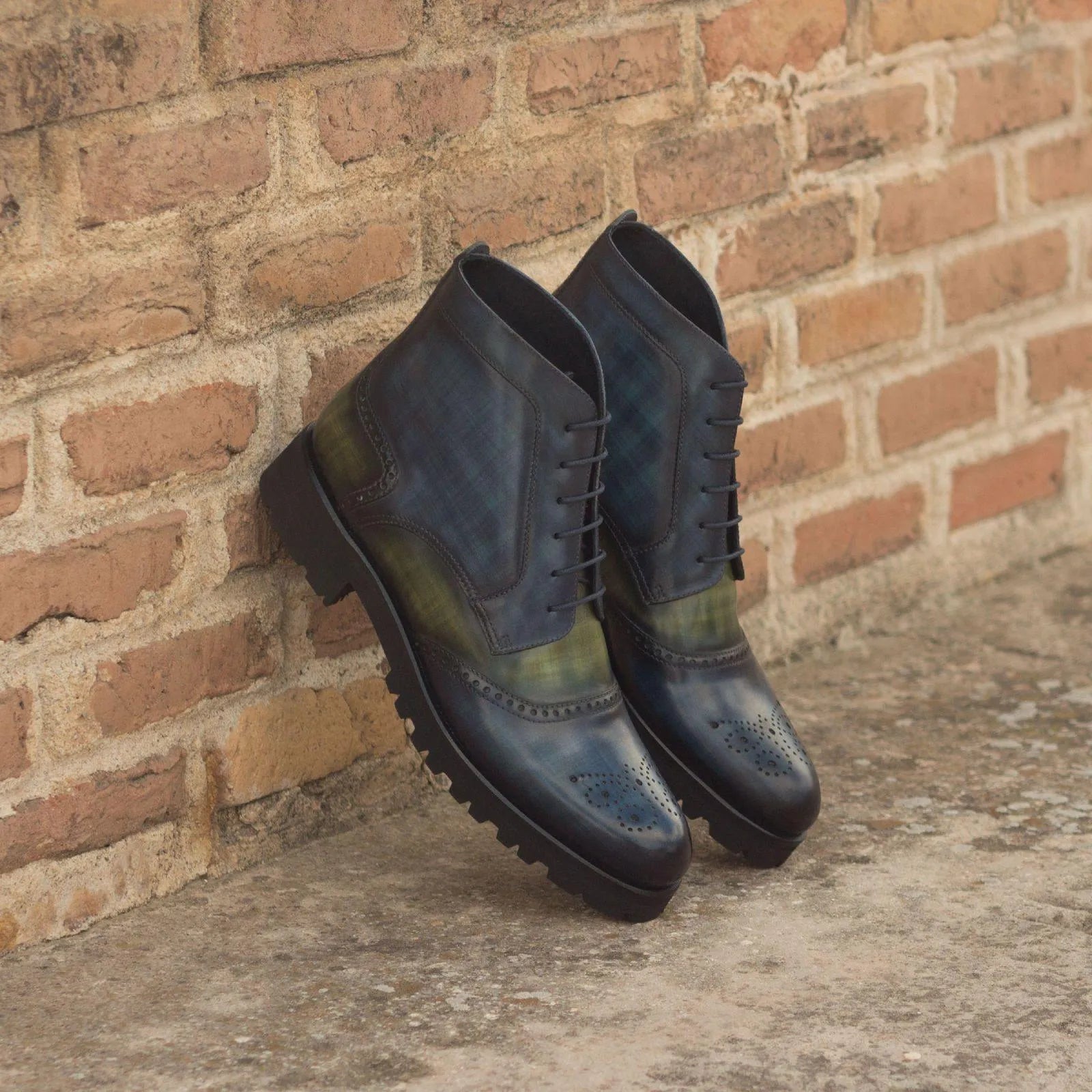Lidia women’s military boots II in blue green leather wingtip with crust patina