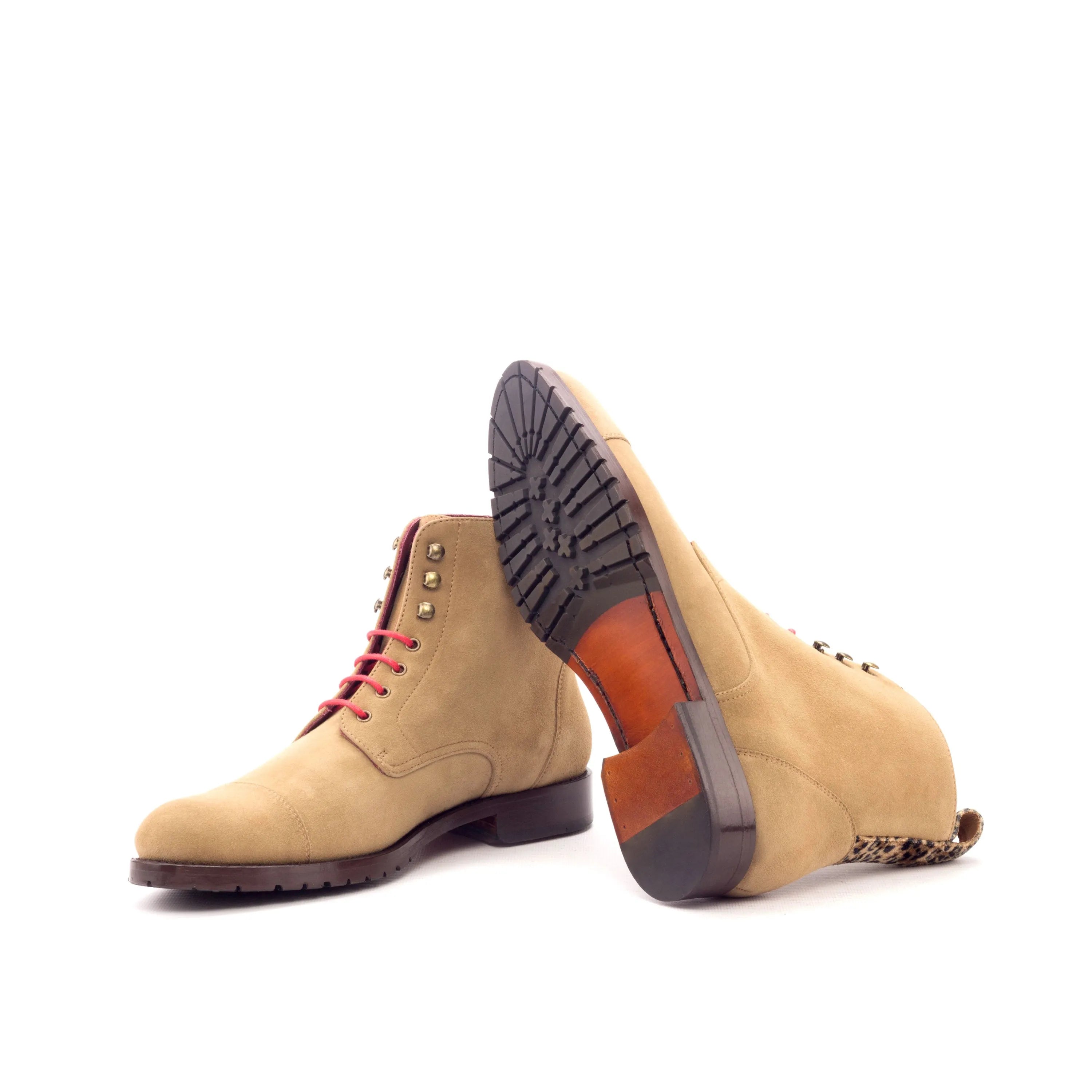 Lorrain ladies captoe boots in tan suede lace-up design