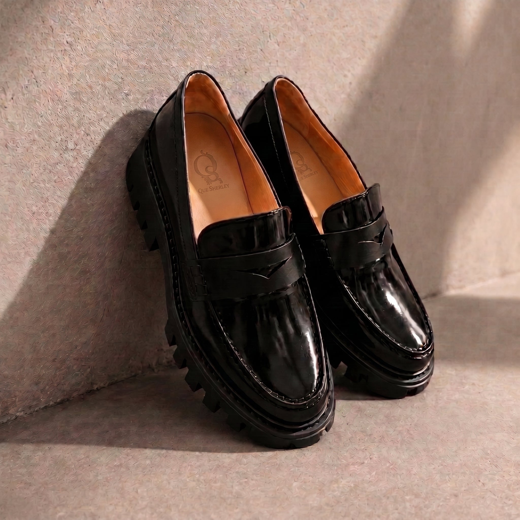 Yasmine Loafers