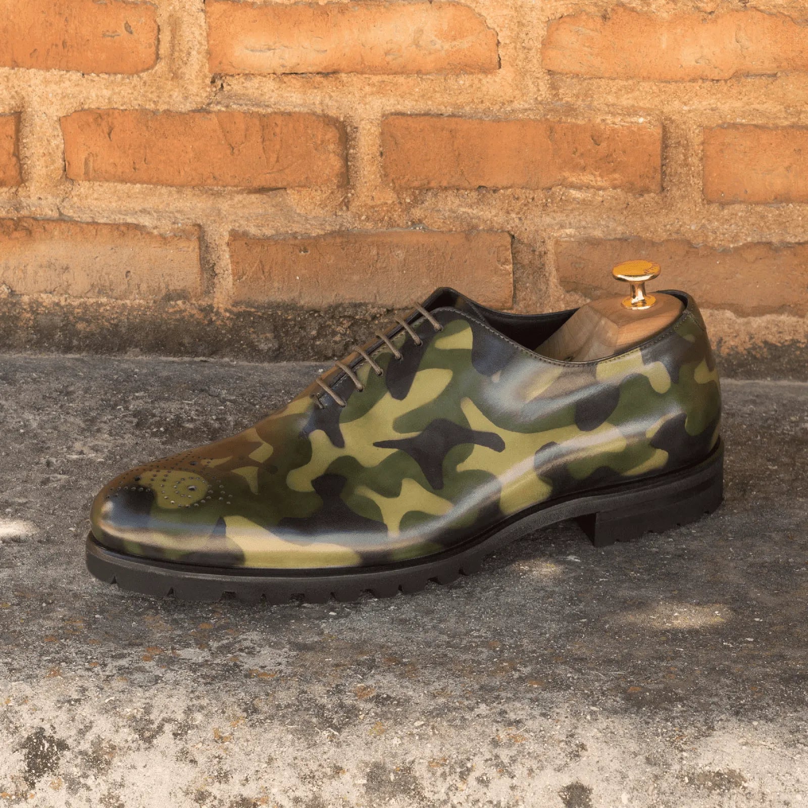 Spartacus whole cut patina II camouflage leather dress shoe with rounded toe