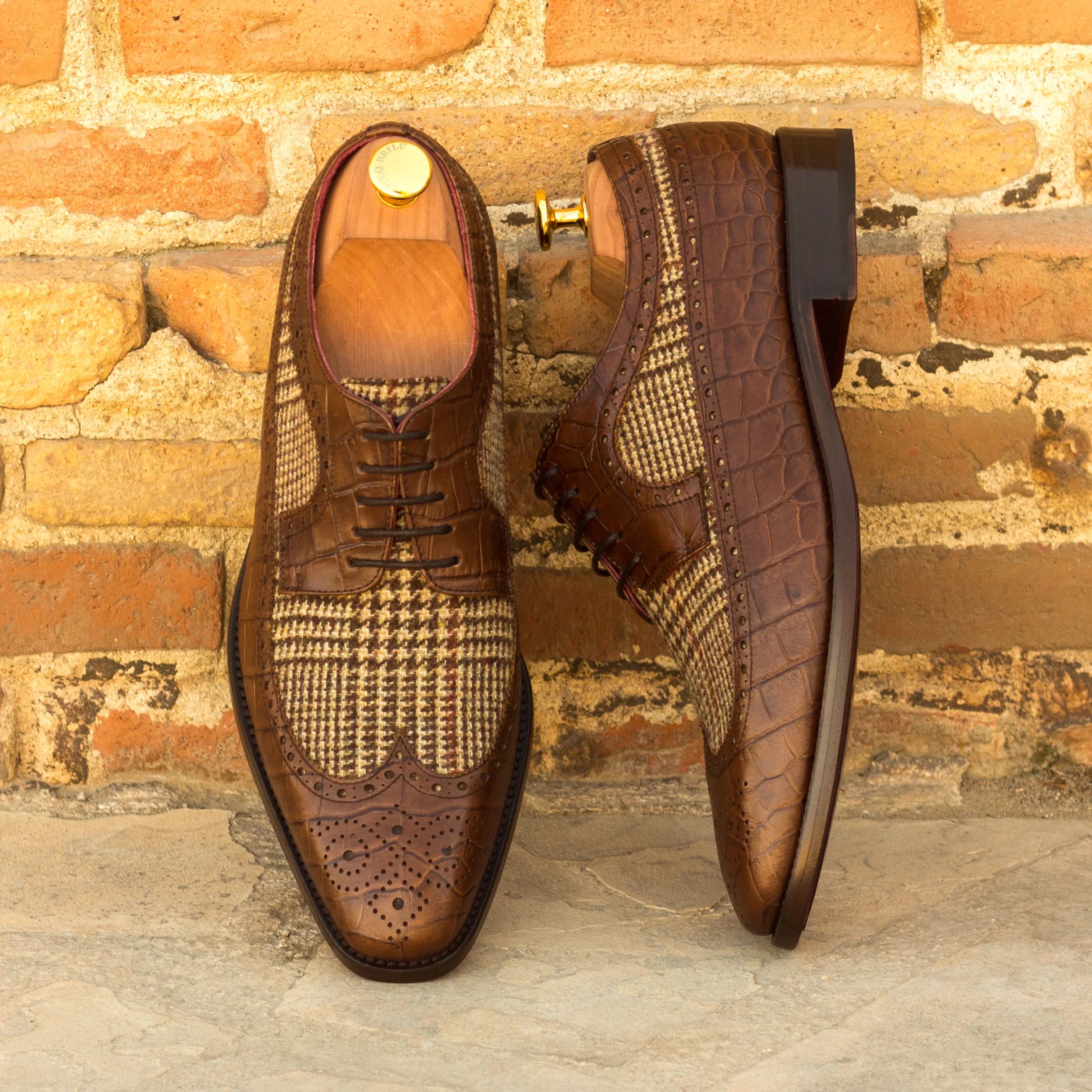 Weekend longwing blucher in brown leather and houndstooth